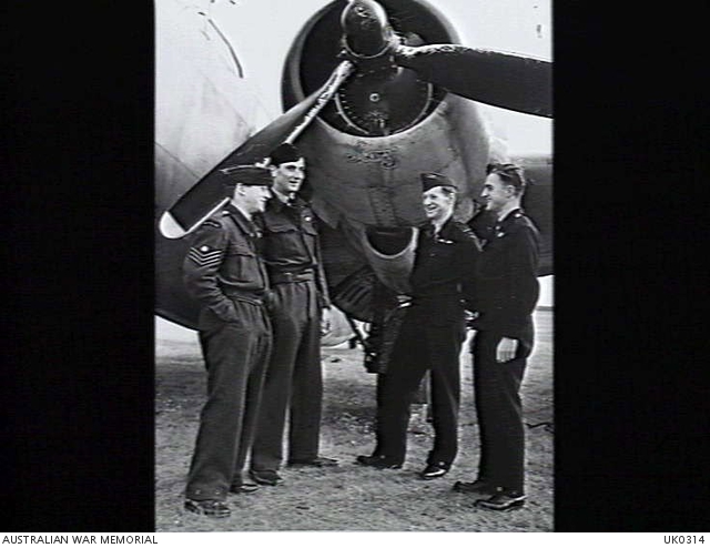 Lockheed Ventura "M"of 464 Sqn, RAAF & crew
Possibly AE751 SB-M 
AWM UK0314
