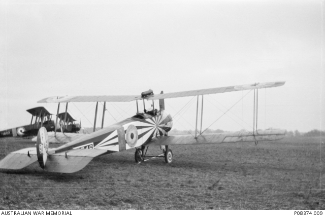 Avro 504K F9746 
5 Sqn, AFC 
AWM P08374_009