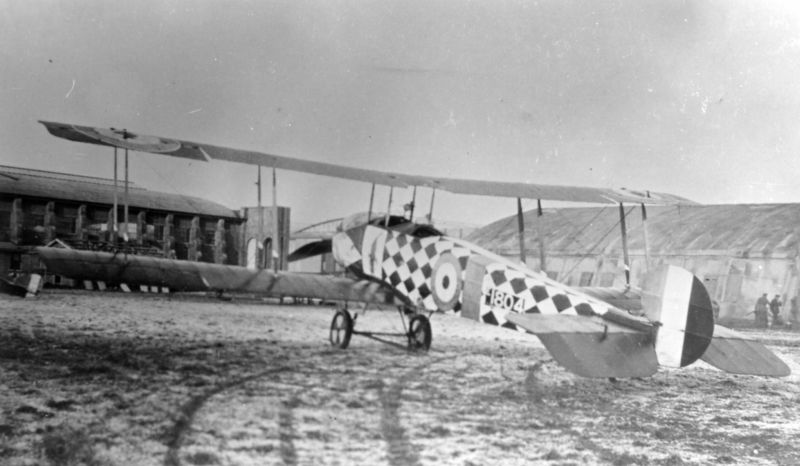 Avro 504K E1804
5 (Training) Squadron, 
Leighterton, 
24th January 1919, 
Diamond pattern painted 
via Mike Mirkovic.