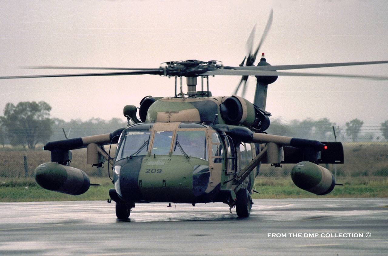 Blackhawk
                  A25-209 Oakey 23rd May 1990
                  Photo Doug Mackay