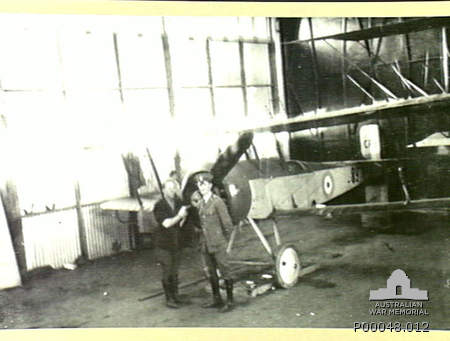 CLEANING THE PROPELLER OF A BRISTOL SCOUT AT LAVERTON