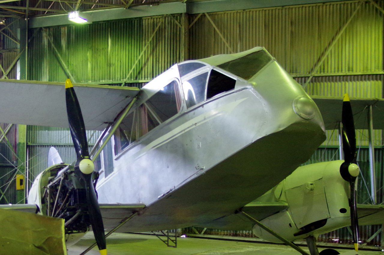 Highlight for Album: DH84 Dragon A34-13