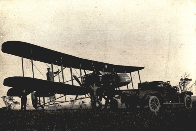 F.E.2b CFS14 Yarram, Victoria, 1918. Photo RAAF Museum, Donor Alfred Muller Simpson of Parkside, SA via Steve Campbell-Wright