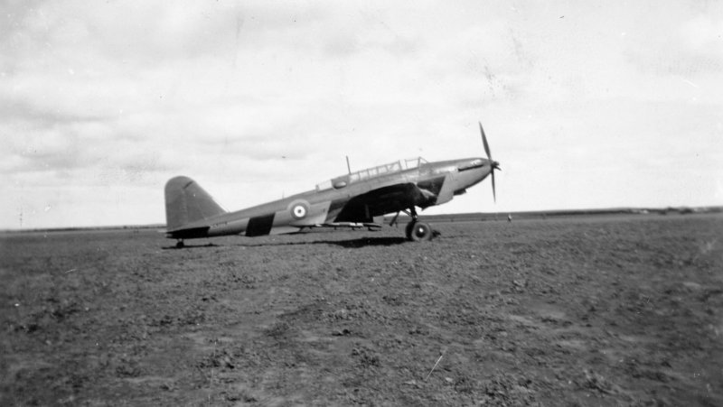 Fairey Battle
Target Tug
L5778
35 Squadron
RAAF Pearce
c1941
Photo via Mike Mirkovic