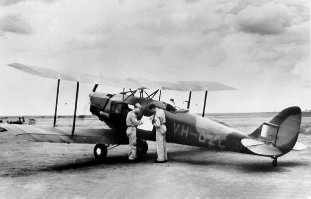 Fox Moth VH-UZC 
A41-4
In service with QANTAS 1943 
Photo Ed Coates
