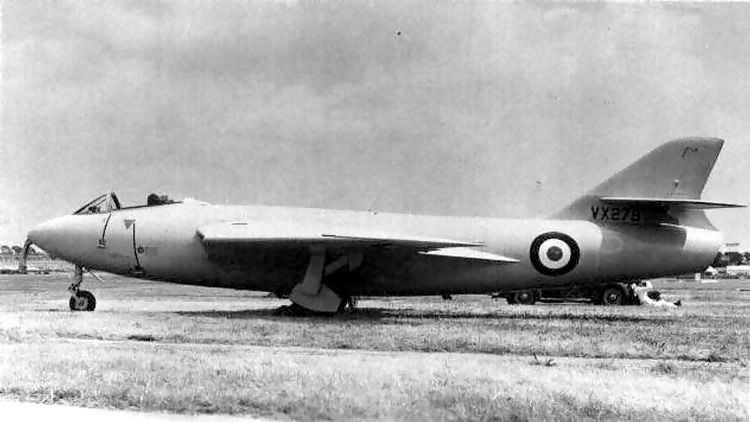 Hawker P.1081 VX279 
RAF Display, Farnborough, Hampshire, UK, 
1950 
via Brendan Cowan