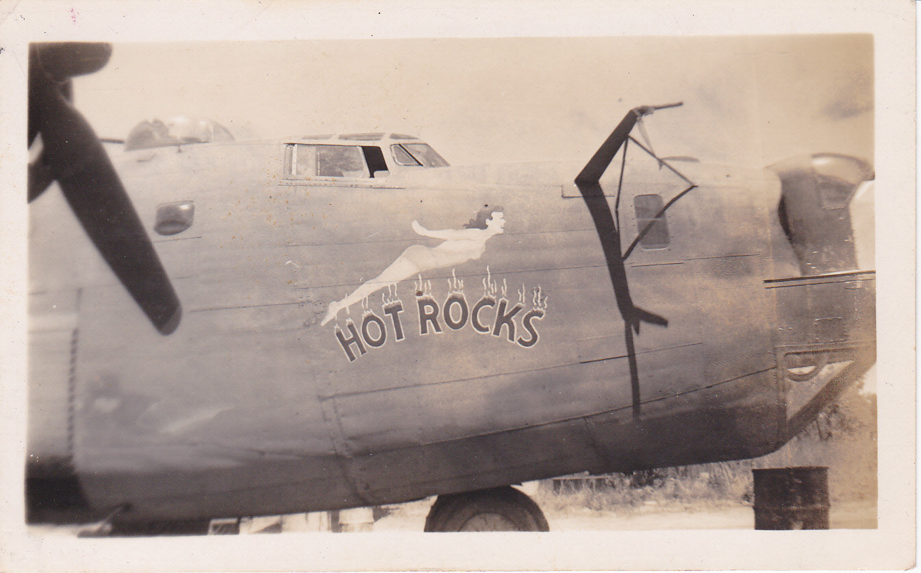B-24J-50-CO 42-73489 USAAF 380th Bomb Group "HOT ROCKS"   Dawin Jun42 - Feb45  Placed under the control of the RAAF Australian North West Command   Photographer unknown  Paul Turner collection