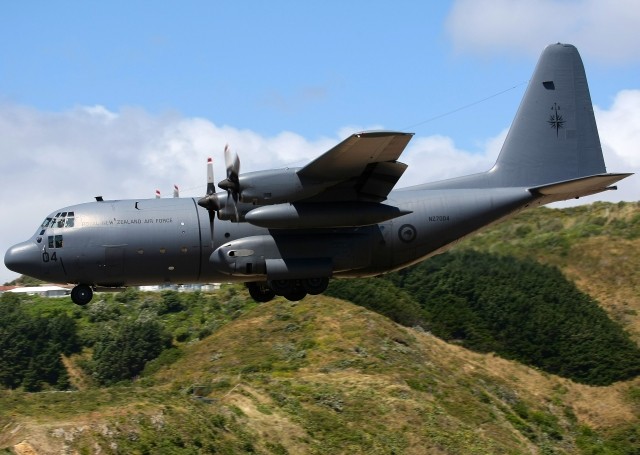 C-130 NZ7004 
40 SQN Wellington 
January 2012 
Glen Reid