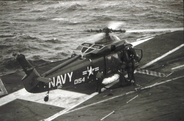 UH-2C 150154 (ex HC-7) 
Vietnam possibly USS Oriskany 
15th August 1968 
(Became SH-2F NZ3444) 
via Michael Shepherd