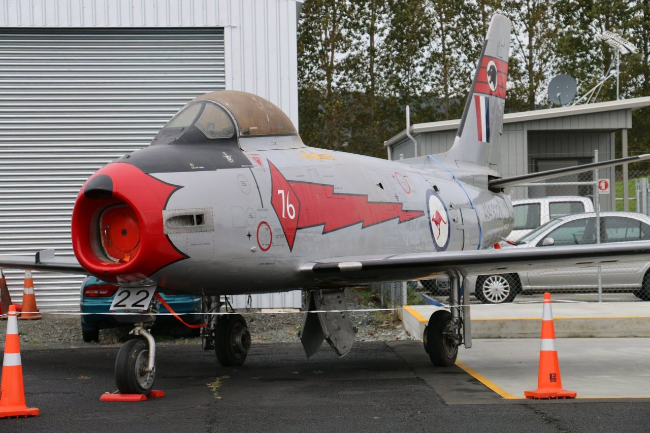 Sabre A94-922 Ardmore NZ June 2015 Photo
                          Mark A Tancred