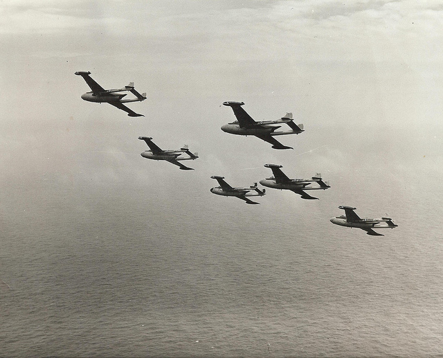 RAN
                Sea Venoms Photo Sandy Sandberg via Mike Sandberg