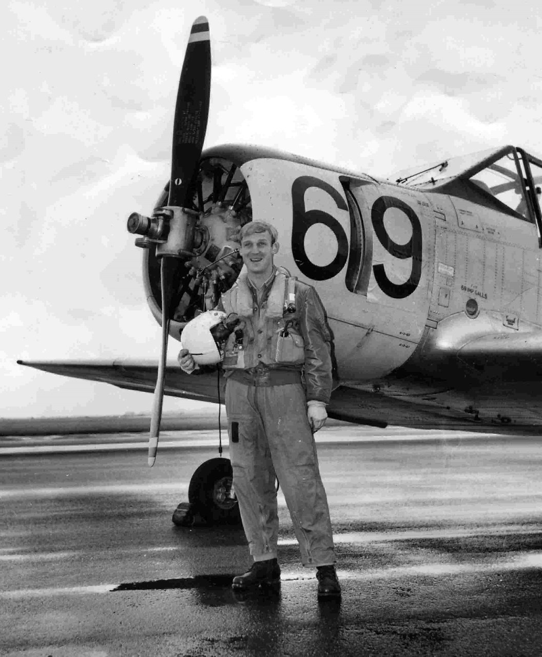Winjeel
                      "A85-469" There wasn't any Winjeel 496,
                      the number represents the Pilot Course that has
                      just been completed. Pilot Officer Ronald William
                      Betts Point Cook 1965 Photo via radschool.org